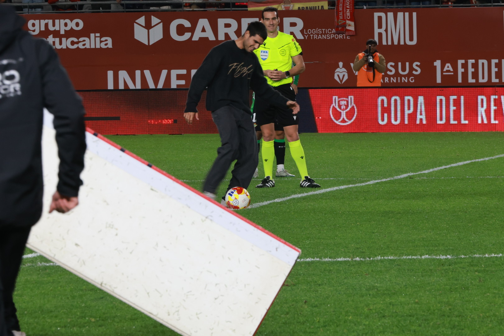 20251218220105 IMGL2474