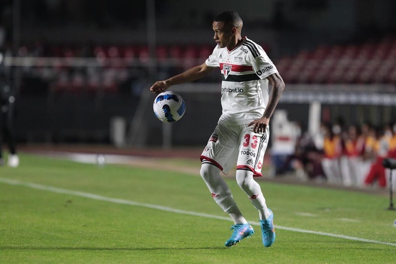 Caio Matheus Sao Paulo 02 Easy Resize.com 