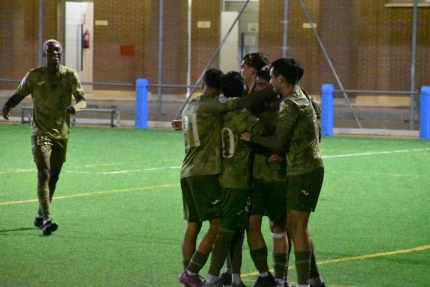 El Imperial sigue peleando por el liderato tras ganar al filial del Yeclano