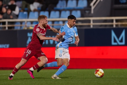 El Ibiza aprovecha la candidez defensiva de un Real Murcia mermado