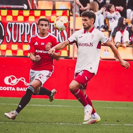 El N&agrave;stic hurga en la candidez del Real Murcia