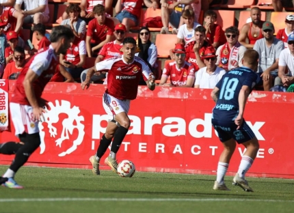 Los cambios empeoraron a un Real Murcia que sacó un empate en Tarragona